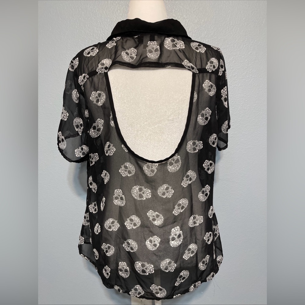 Torrid Skull Print Blouse Black Sheer Button Up Keyhole Back Whimsigoth Large - Picture 2 of 10